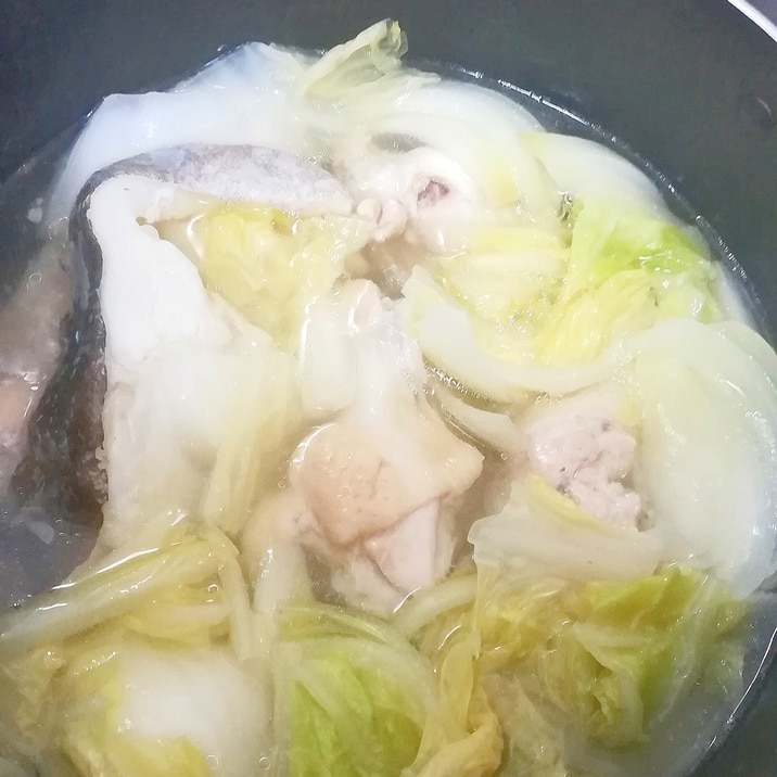 白菜と手羽元とタラの切り身の水炊き レシピ 作り方 By みずたまsweet 楽天レシピ